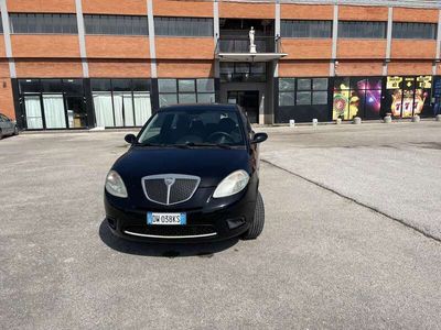 usata Lancia Ypsilon 1.3 mjt 16v Argento