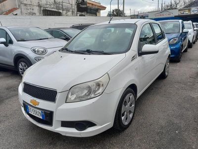 Usata Chevrolet Aveo 81 CV (59 kW) 2010 Bianco Berlina