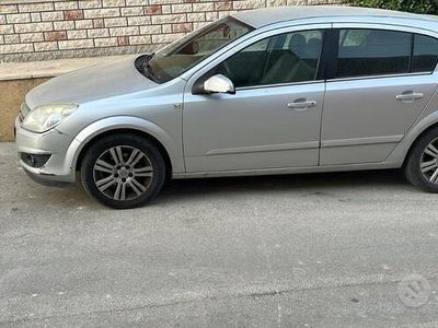 usata Opel Astra 2008