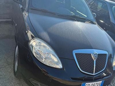 Usata Lancia Ypsilon 75 CV (55 kW) 2008 Nero Utilitaria