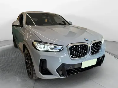 Usata BMW X4 M Sport 184 CV (135 kW) 2024 Grigio SUV
