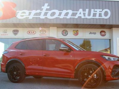 Gebraucht VW Tiguan R-line 193 PS (141 kW) 2024 Rot SUV