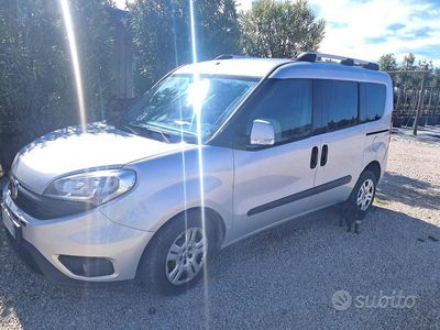 Usata Fiat Doblò 2015 Grigio Monovolume