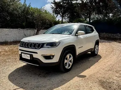 Usata Jeep Compass Limited 140 CV (102 kW) 2017 Bianco SUV
