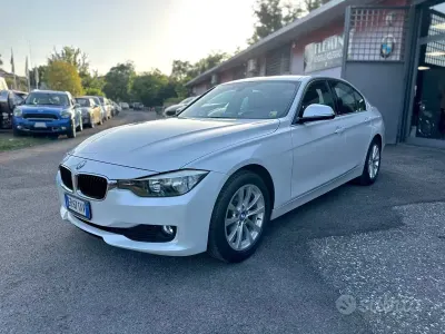 Usata BMW 318 Comfort Edition 143 CV (105 kW) 2013 Bianco Berlina
