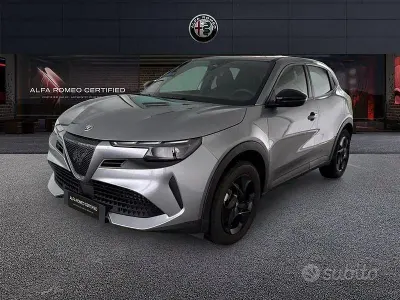 Usata Alfa Romeo Junior 136 CV (100 kW) 2025 Grigio SUV