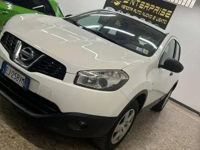 Usata Nissan Qashqai Tekna 110 CV (80 kW) 2011 Bianco SUV