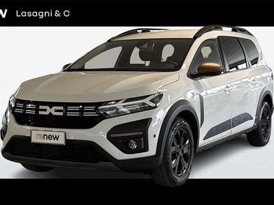 Usata Dacia Jogger Extreme 101 CV (74 kW) 2024 Bianco Monovolume