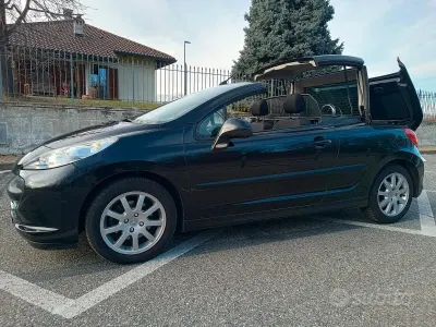 Usata Peugeot 207 CC 120 CV (88 kW) 2007 Nero Cabrio
