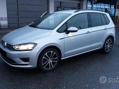 Usata VW Golf Sportsvan 110 CV (80 kW) 2015 Grigio Monovolume