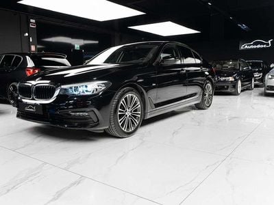 Usata BMW 520 Sport Line 190 CV (139 kW) 2018 Nero Berlina