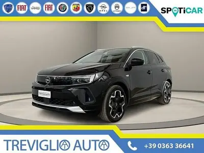 Usata Opel Grandland X Ultimate 300 CV (220 kW) 2022 Nero / metallizzato SUV