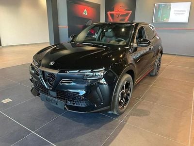 Nero Nuova 2025 Alfa Romeo GT Junior SUV | 27.490 € (Buon prezzo)