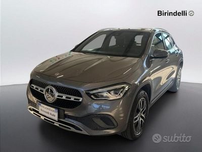 Usata Mercedes GLA180 116 CV (85 kW) 2022 Grigio SUV