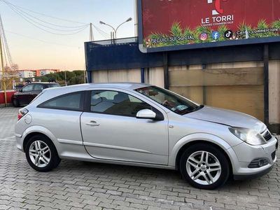 Opel Astra GTC