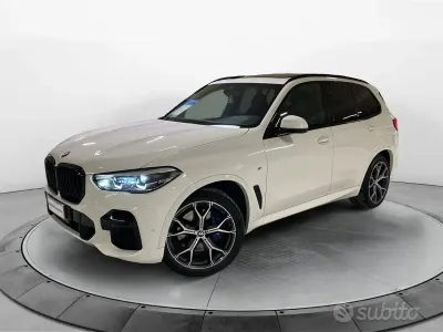 Begagnad BMW X5 M Sport 286 HK (210 kW) 2022 Vit SUV