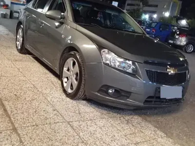 Usata Chevrolet Cruze 163 CV (119 kW) 2011 Grigio Berlina