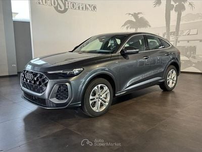 Nuova Audi Q5 S-Line 204 CV (150 kW) 2025 Grigio SUV