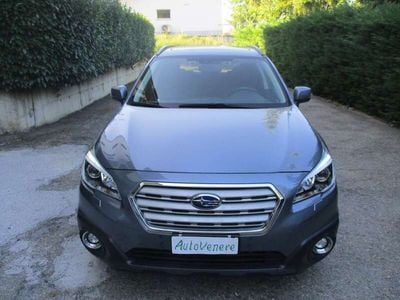 Usata Subaru Outback 150 CV (110 kW) 2015 Grigio SUV