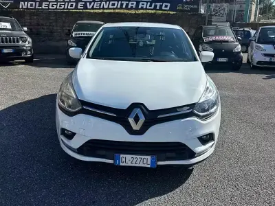 Usata Renault Clio IV 75 CV (55 kW) 2016 Bianco Berlina