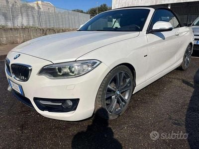 Usata BMW 220 Sport Line 190 CV (139 kW) 2015 Bianco Cabrio