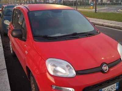 Usata Fiat Panda Pop 69 CV (50 kW) 2017 Rosso Berlina