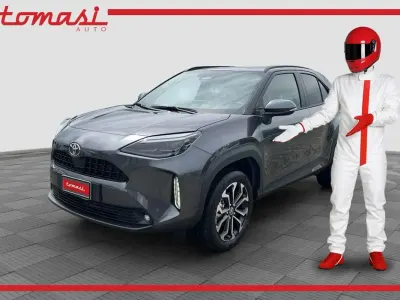 Usata Toyota Yaris Cross Trend 92 CV (67 kW) 2026 Dark grey SUV
