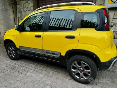 Usata Fiat Panda Cross Cross 95 CV (69 kW) 2016 Giallo Utilitaria