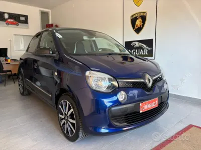 Usata Renault Twingo 90 CV (66 kW) 2016 Viola Utilitaria