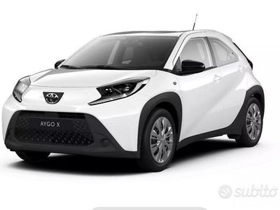 Nuova Toyota Aygo X Active 72 CV (52 kW) 2025 Bianco SUV