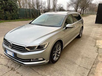 usata VW Passat Variant 2.0 tdi Highline Executive 150cv DSG