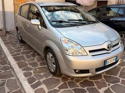 Begagnad Toyota Corolla 136 HK (100 kW) 2006 Kombi