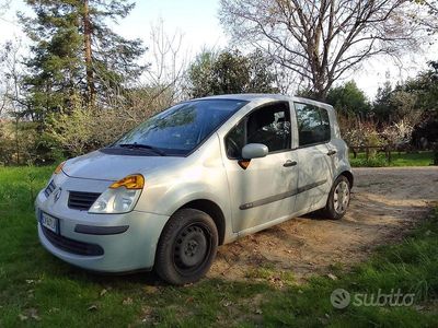 Usata Renault Modus 2005 Grigio Monovolume