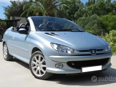 Usata Peugeot 206 CC 136 CV (100 kW) 2006 Grigio Cabrio