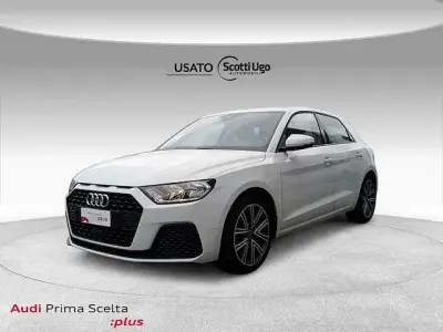 Usata Audi A1 Admired 95 CV (69 kW) 2023 Bianco ghiaccio metallizzato SUV