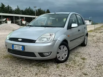 Usata Ford Fiesta 68 CV (50 kW) 2003 Utilitaria