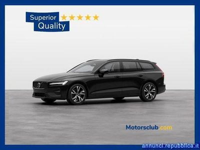 usata Volvo V60 B4 automatico Plus Dark - MY25 Modena