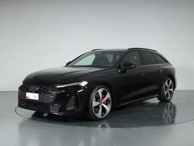 Nuova Audi A5 S-Line 299 CV (219 kW) 2025 Nero mythos metallizzato Station wagon