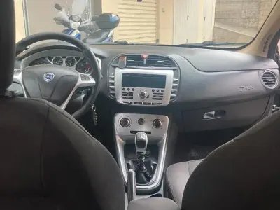 Usata Lancia Delta 120 CV (88 kW) 2008 Nero Utilitaria