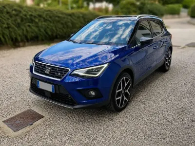 Usata Seat Arona FR 116 CV (85 kW) 2019 Blu/azzurro SUV
