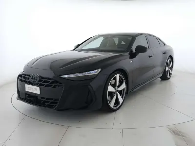 Nuova Audi A6 S-Line 204 CV (150 kW) 2026 Verde mezzanotte metallizzato Berlina