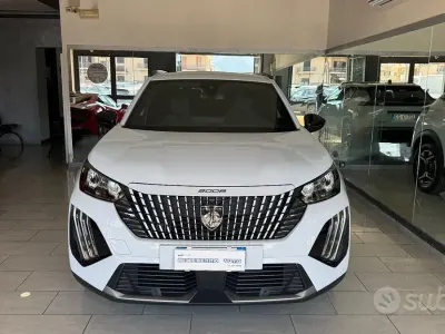 Usata Peugeot 2008 130 CV (95 kW) 2023 Bianco SUV
