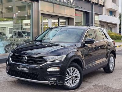 Usata VW T-Roc Business 116 CV (85 kW) 2020 Nero SUV