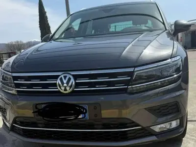 Usata VW Tiguan Executive 150 CV (110 kW) 2017 Grigio SUV