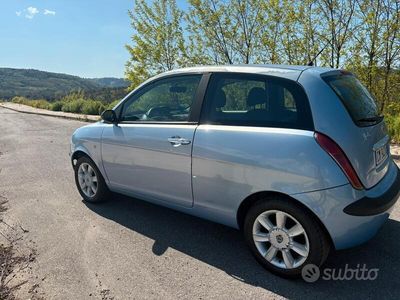 Usata Lancia Ypsilon 2004 Utilitaria