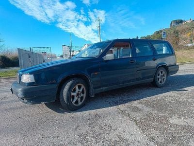 Usata Volvo 850 1996 Blu Station wagon