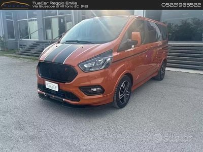 Begagnad Ford Tourneo Custom Sport 185 HK (136 kW) 2021 Orange Van