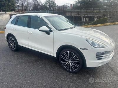 Usata Porsche Cayenne 245 CV (180 kW) 2012 Bianco SUV