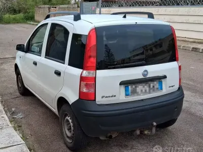 Usata Fiat Panda 70 CV (51 kW) 2006 Utilitaria