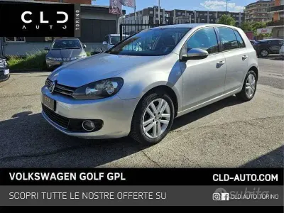 Gebraucht VW Golf VI Comfortline 102 PS (75 kW) 2010 Grau Kleinwagen